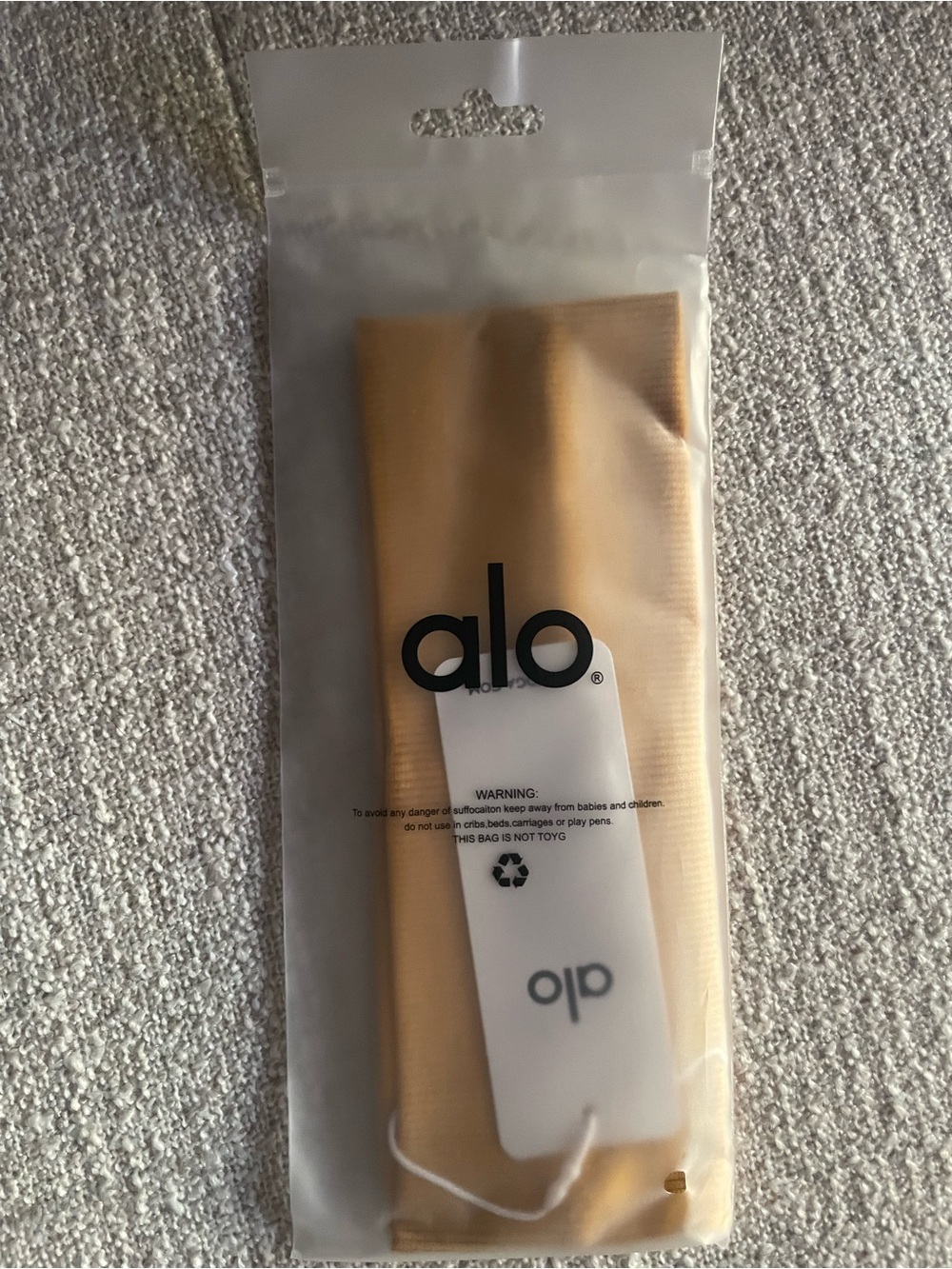 ALO Yoga women’s Tan headband